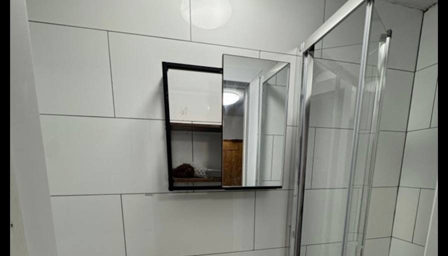 M hassan's room