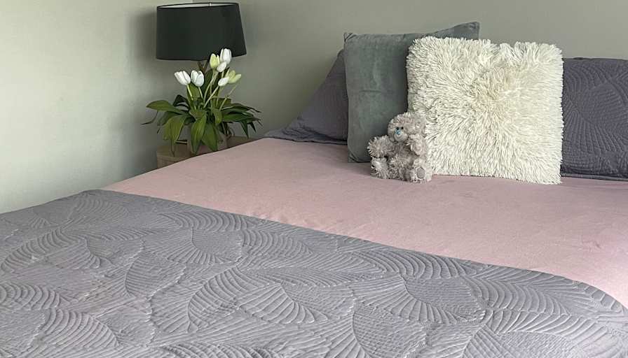 Roxy's room