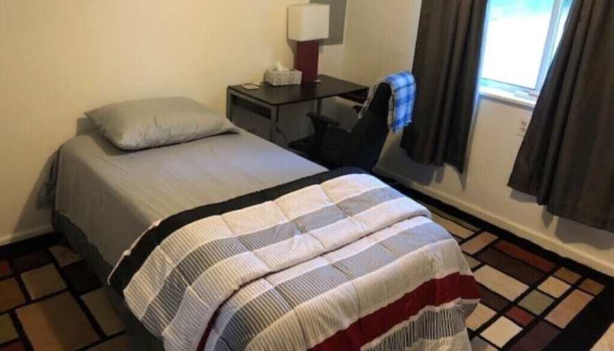 Luc's room