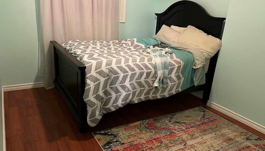 Caitlin's room