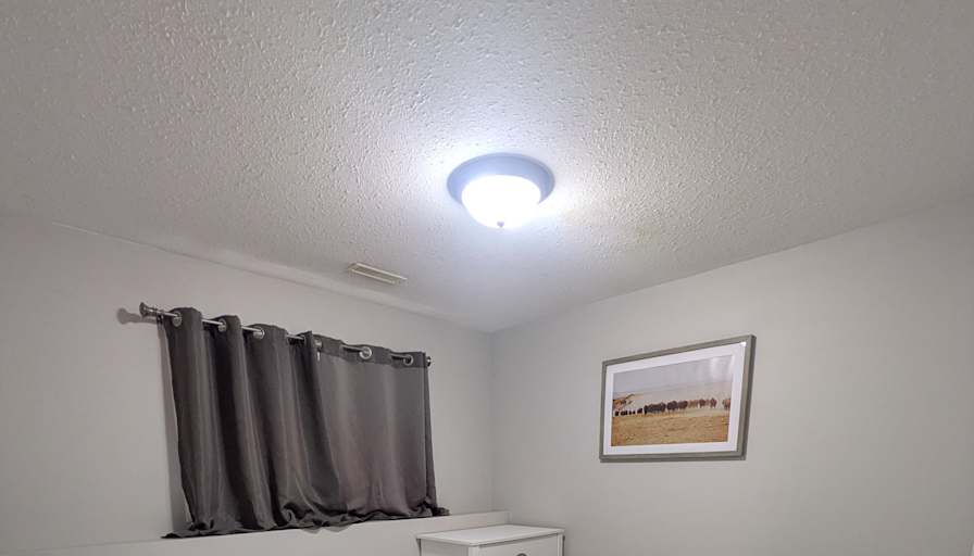 Susan Hoogeveen's room