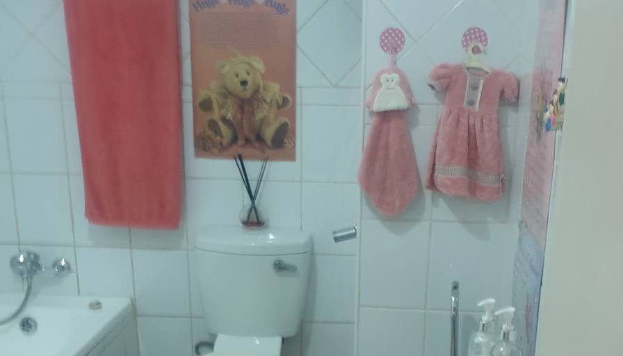 Sombu's room