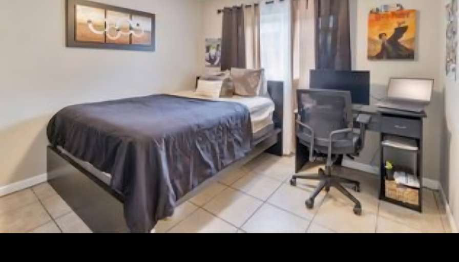 Jose's room