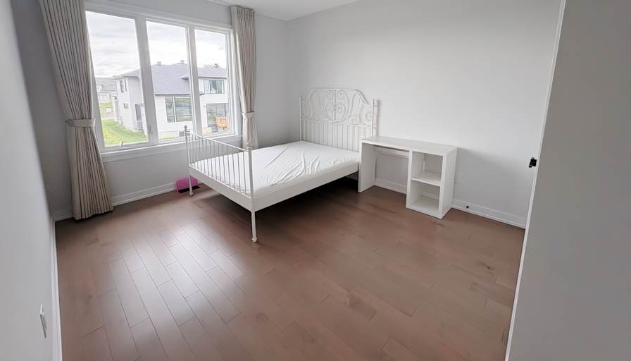 Ruxu Zeng's room
