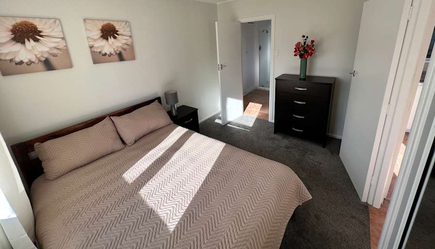 Elmer's room