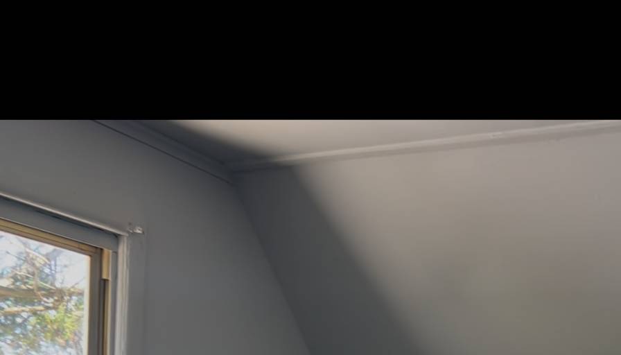 Shuana R Davis's room