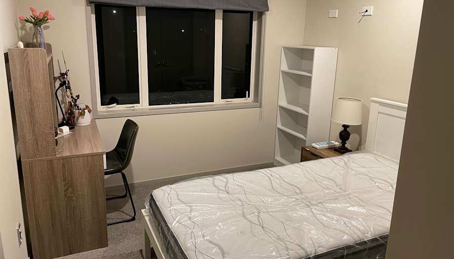 Victor Zhang's room