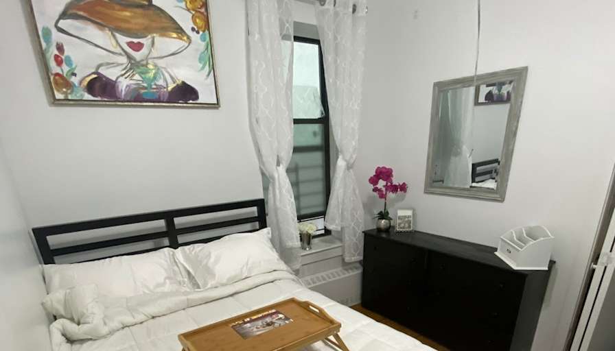 Diana's room