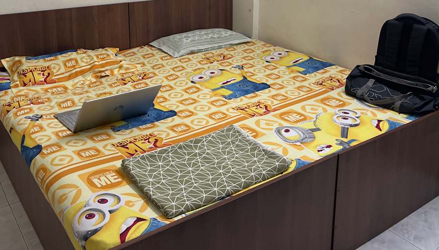 Jahnvi Agarwal's room