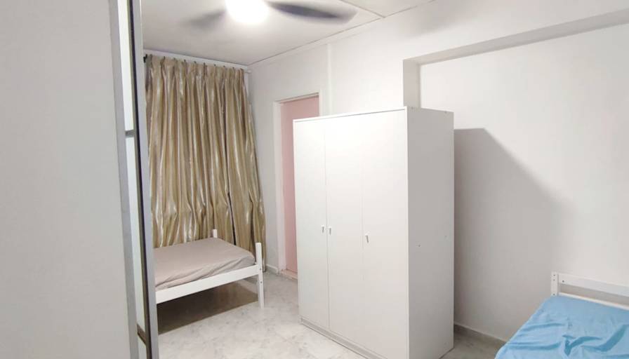 mofad's room