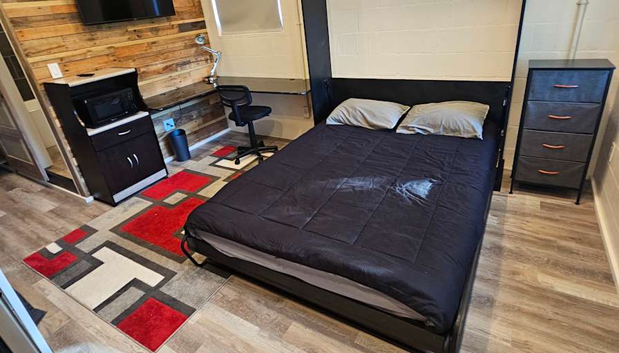 Dan's room