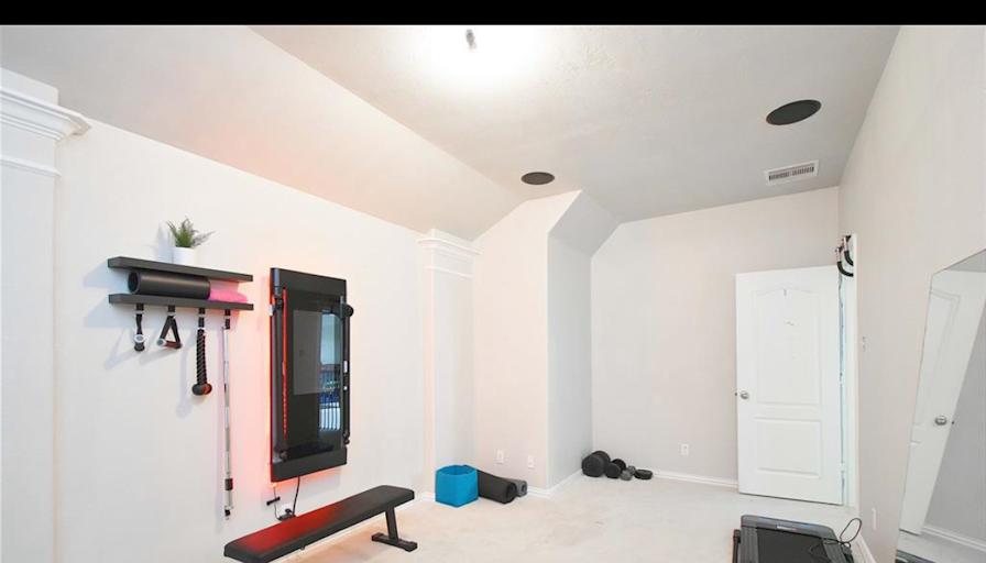 Jonny's room