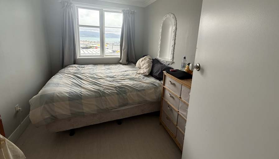 Shontelle's room