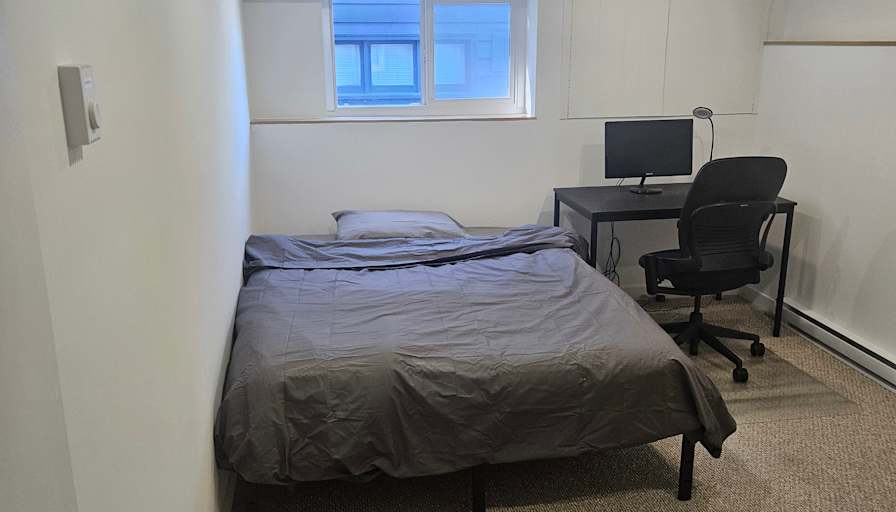 Steven's room