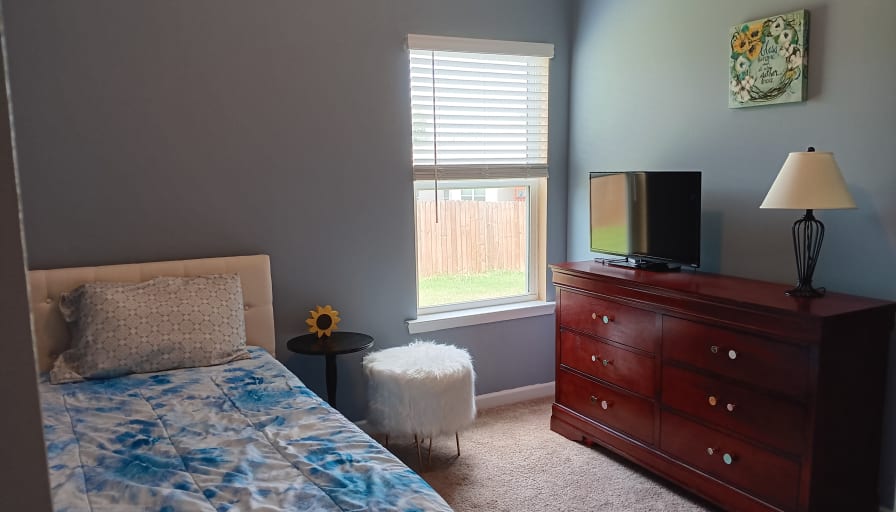Cindy's room
