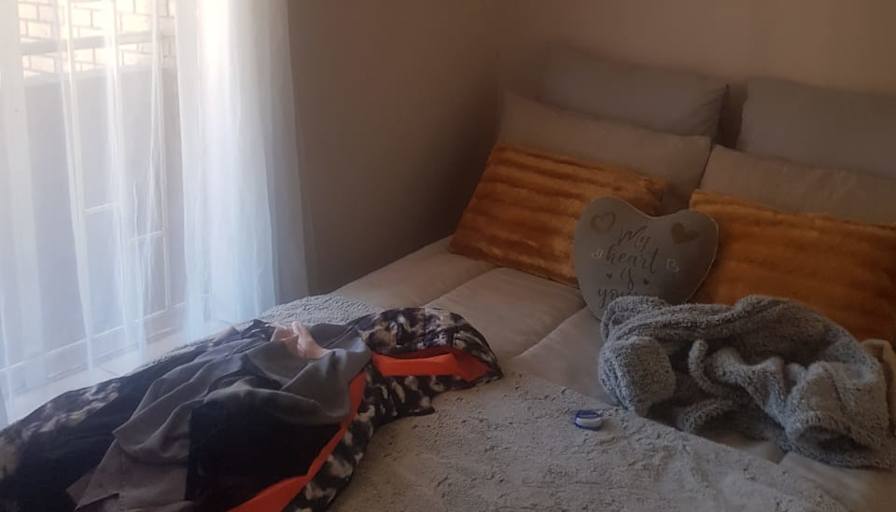 Dipuo's room