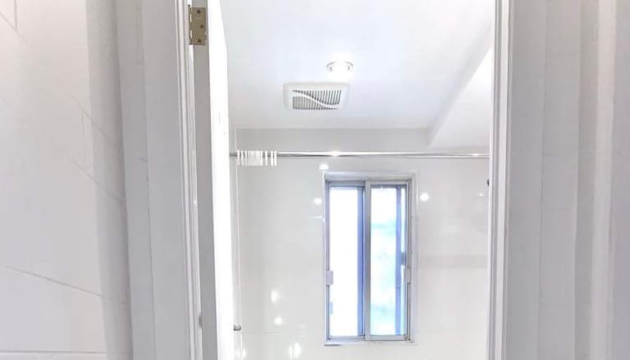 Riia QC's room