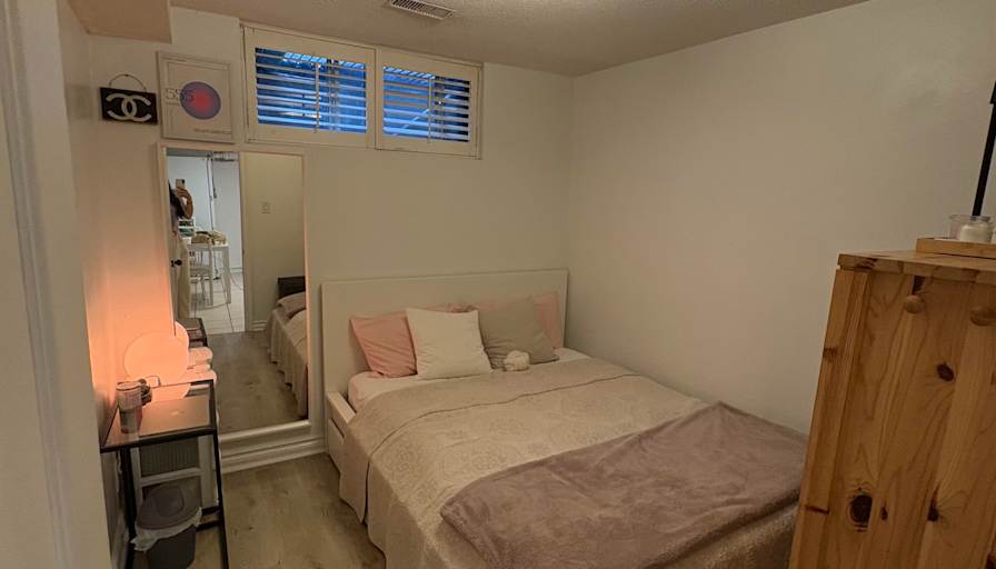 Iris's room