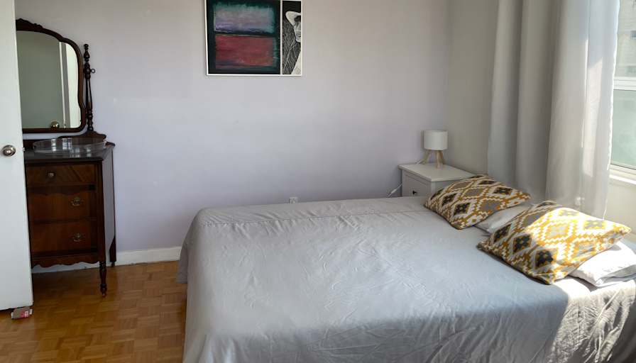 Iso Oliveira's room