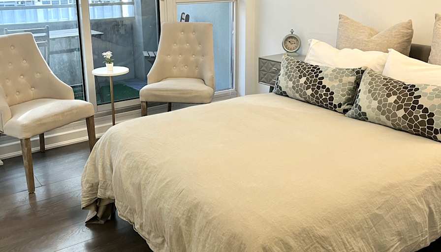 Elle's room