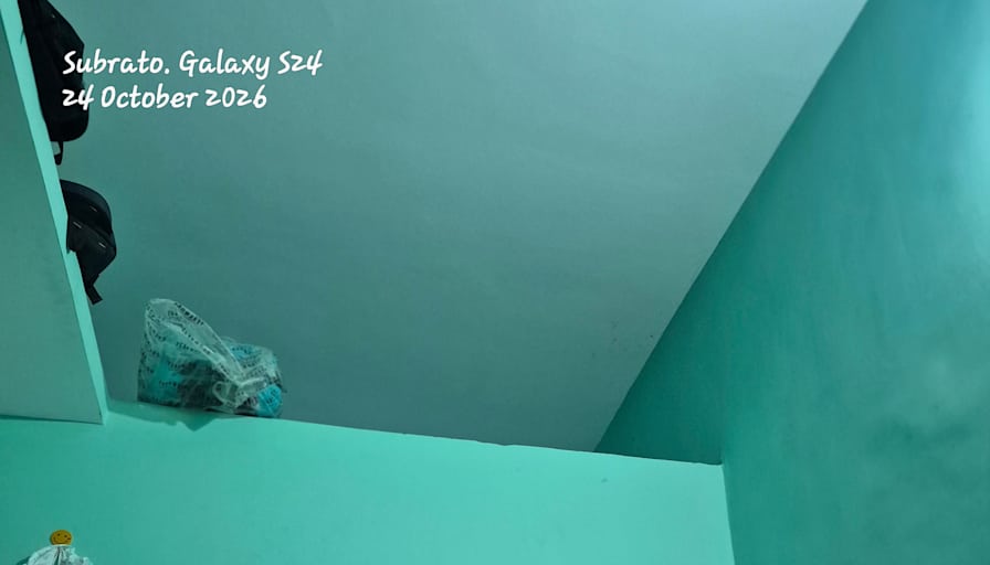 Subrato Mistry's room