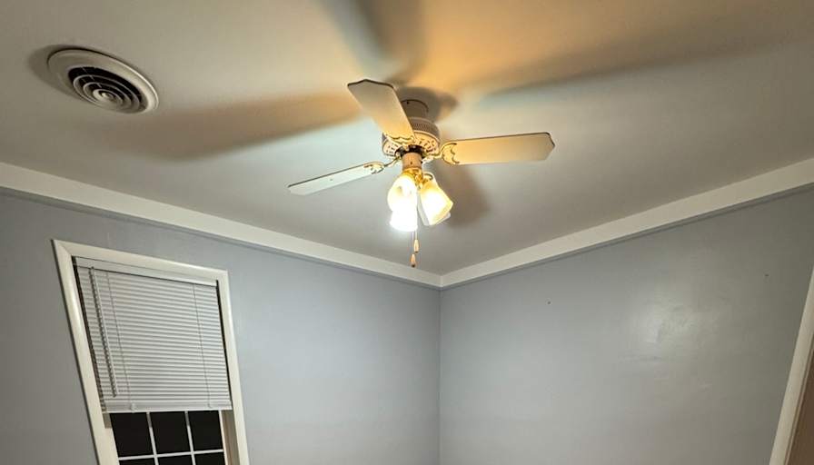 Sergio's room