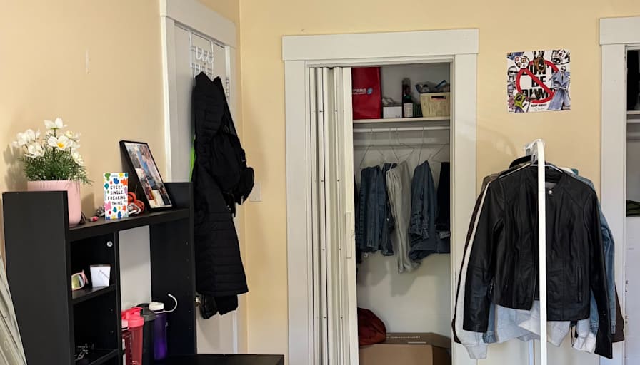 Amelie's room