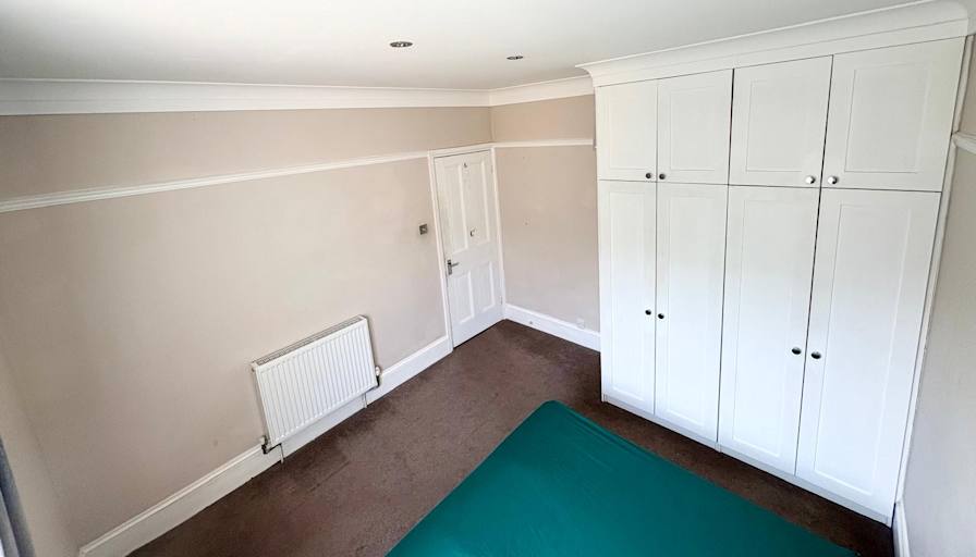 Mo's room