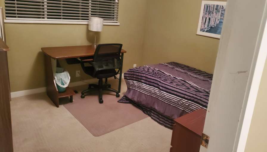 Usman/Manny's room