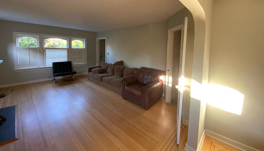 Grant Robertson's room