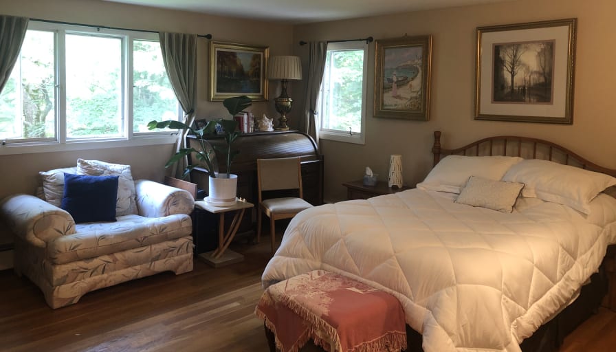 Sandra Lowenthal's room