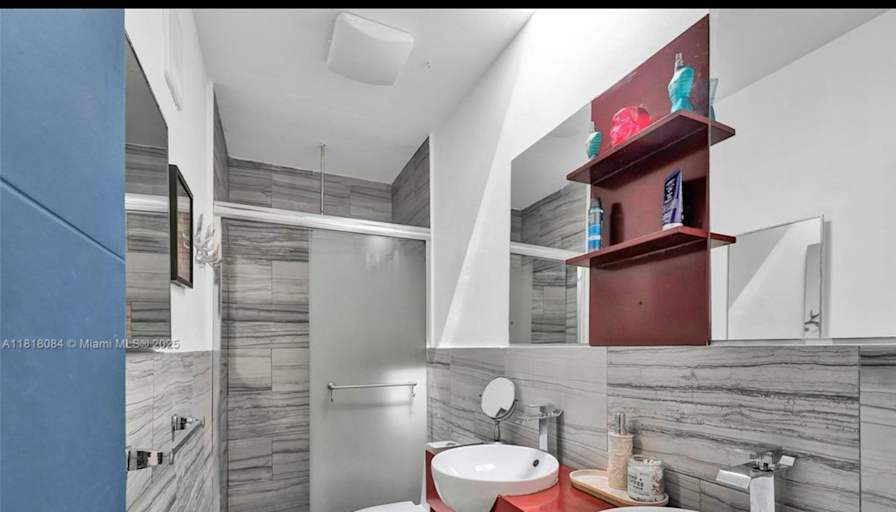 Francesco's room