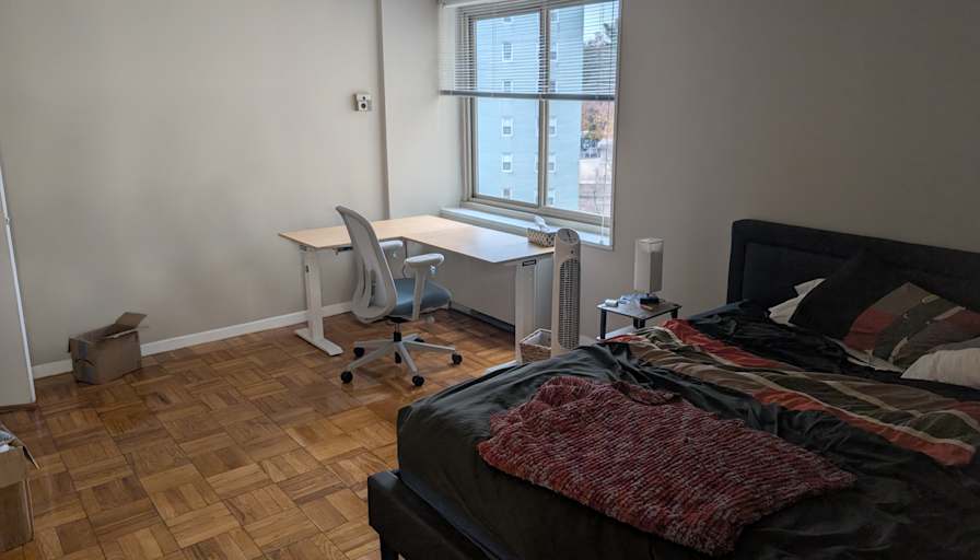 Powell Sheagren's room
