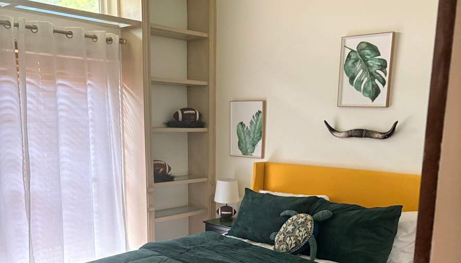 Shannon's room