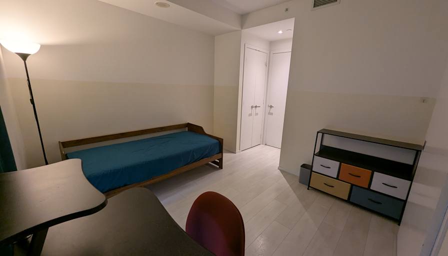 KGAL's room