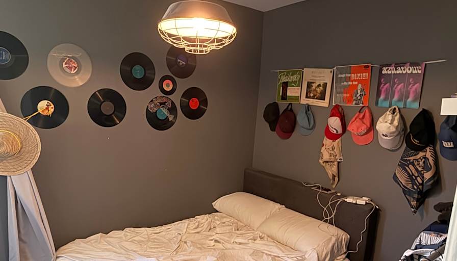 MJ's room