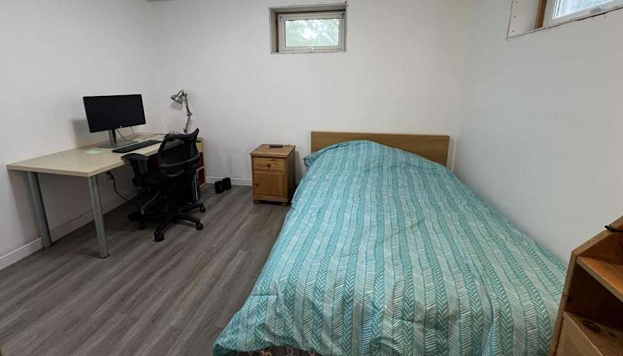 Adel's room