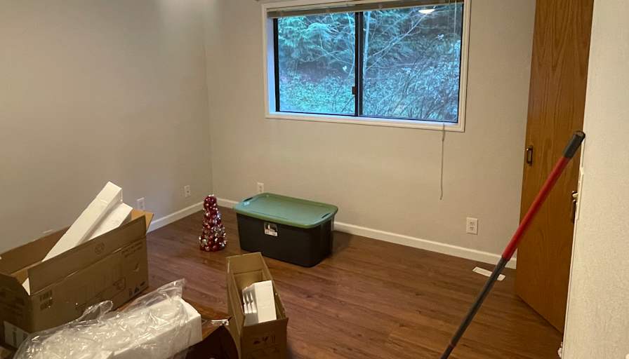 Tony's room