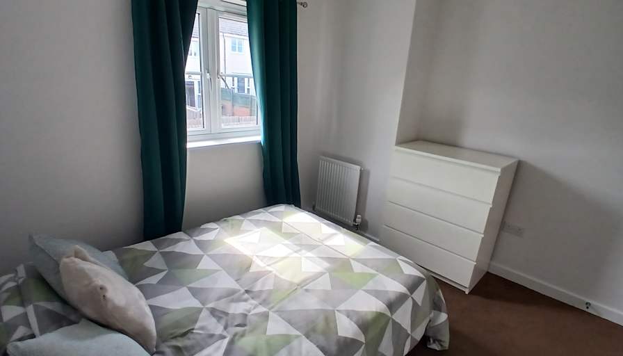 Darren's room
