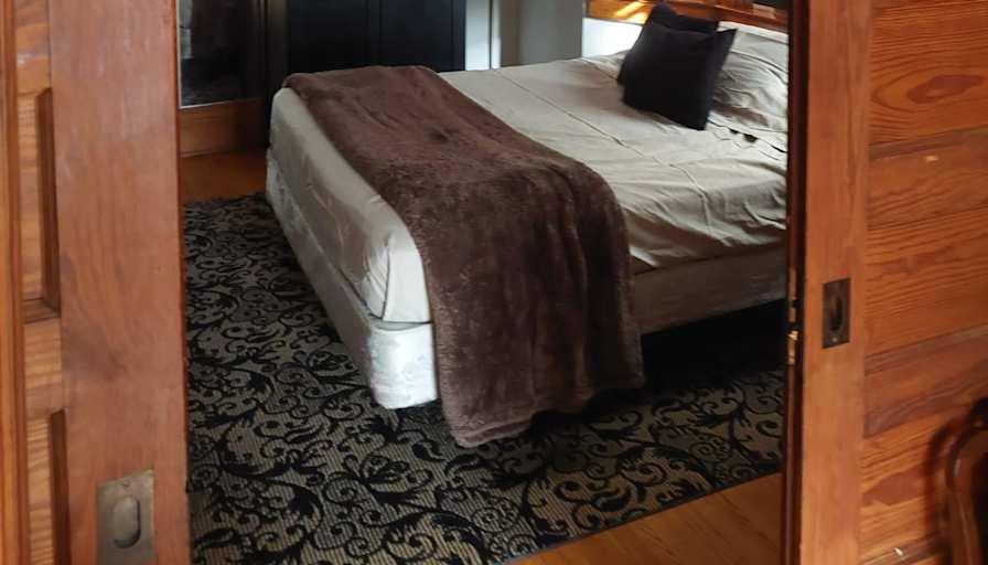 George's room