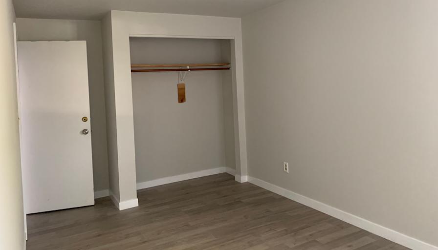 Robb's room