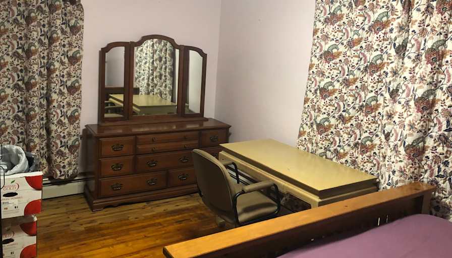 FRANCIS's room