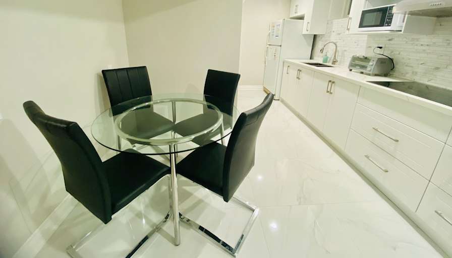 VH Rentals's room