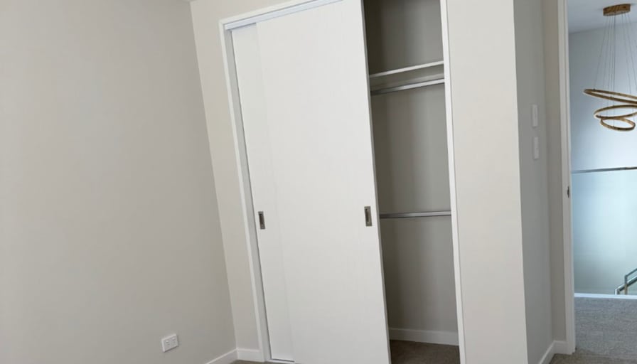Parvaneh's room