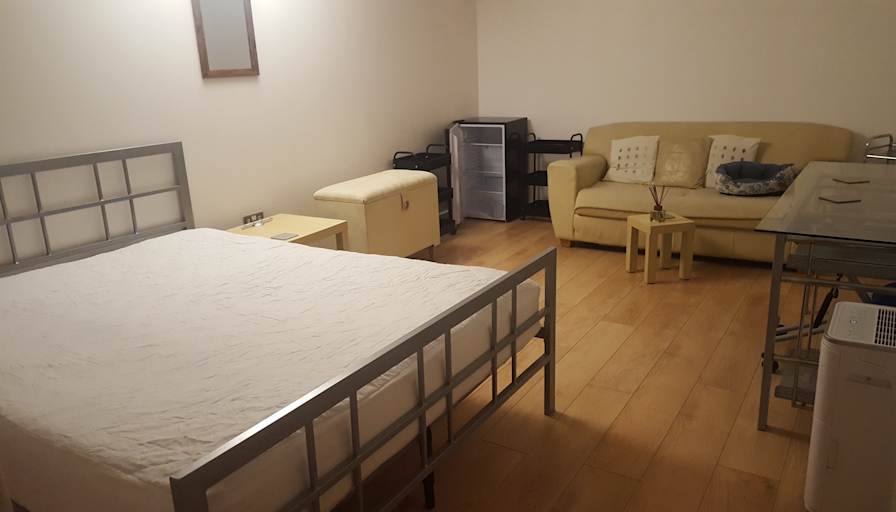 Annette Peel's room