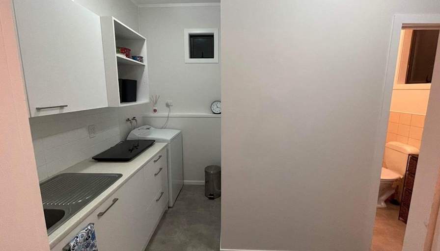 Darren's room