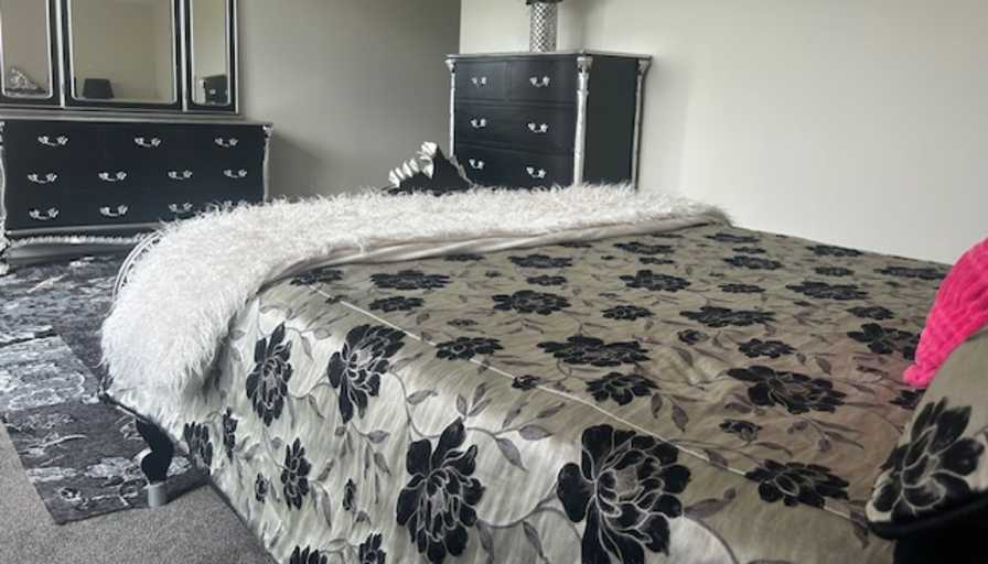 Merrill Guttenbeil's room