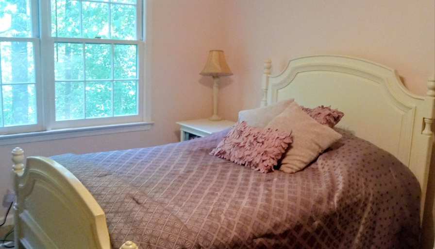 Caroline's room