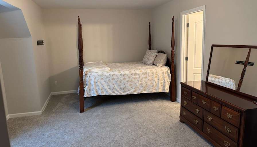 Lu's room
