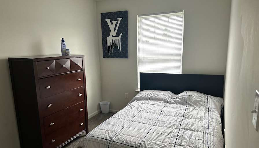 Ms Jay's room